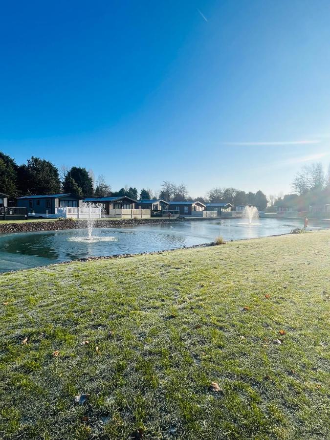 Loki'S Retreat Lodge With Hot Tub York Esterno foto