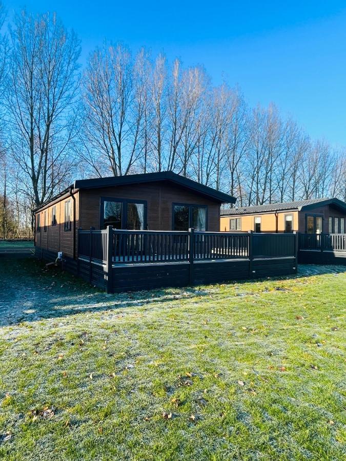 Loki'S Retreat Lodge With Hot Tub York Esterno foto