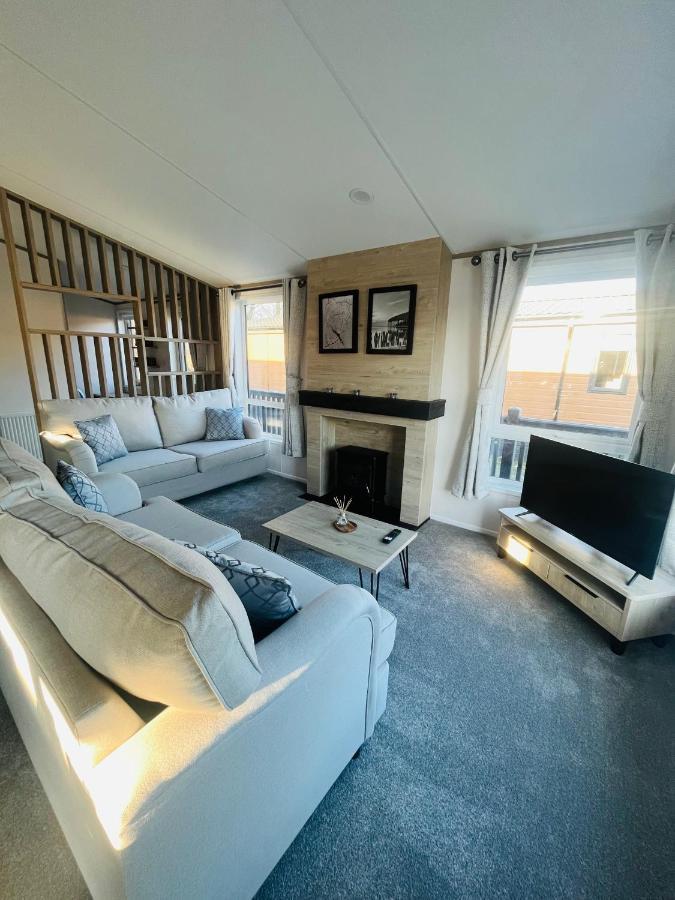 Loki'S Retreat Lodge With Hot Tub York Esterno foto